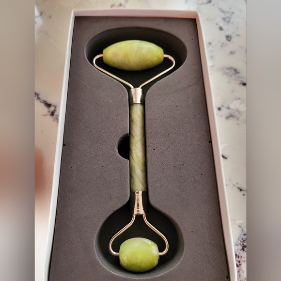 Jade roller & Gua Sha - Picture 2 of 4